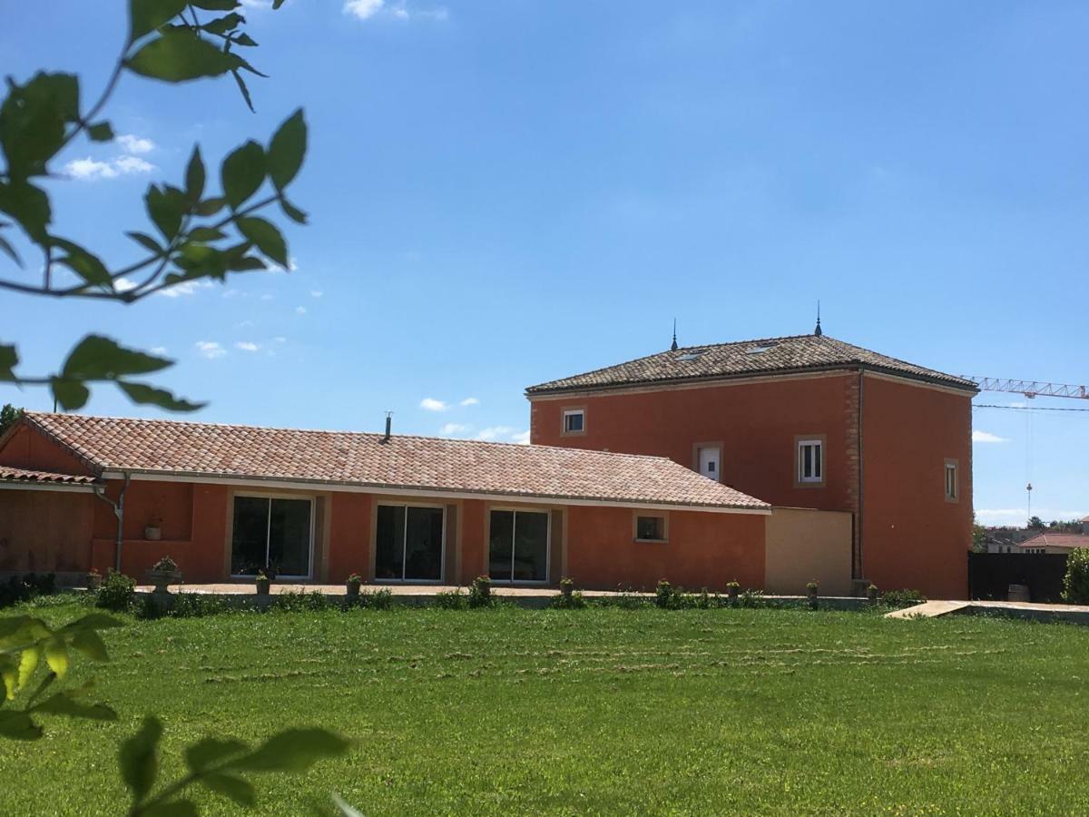 Domaine Des Jardins De La Saone Hotel Турню Екстериор снимка